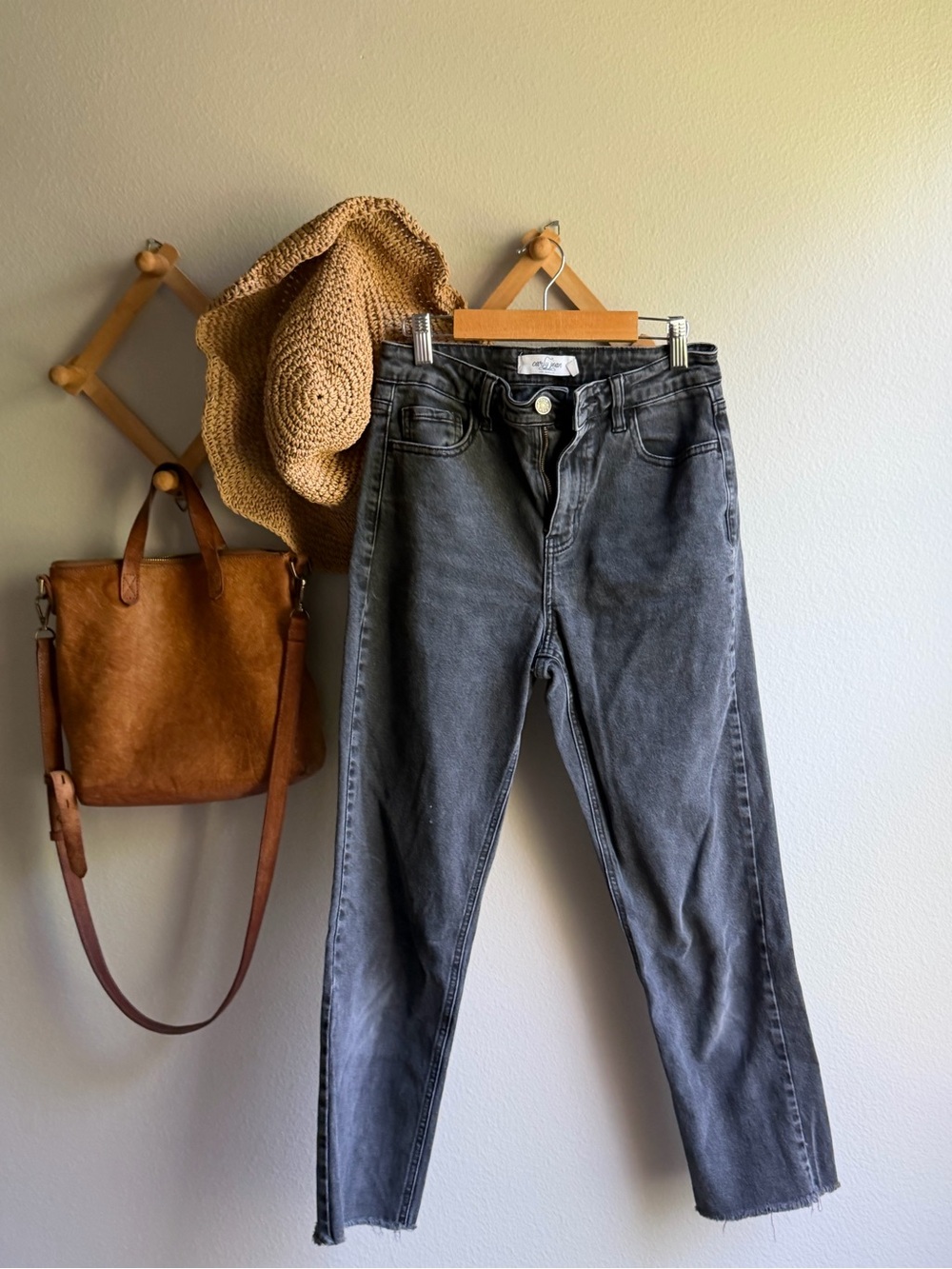 Carly Jean Los Angeles Josie High-Rise Washed Balck Straight Jeans